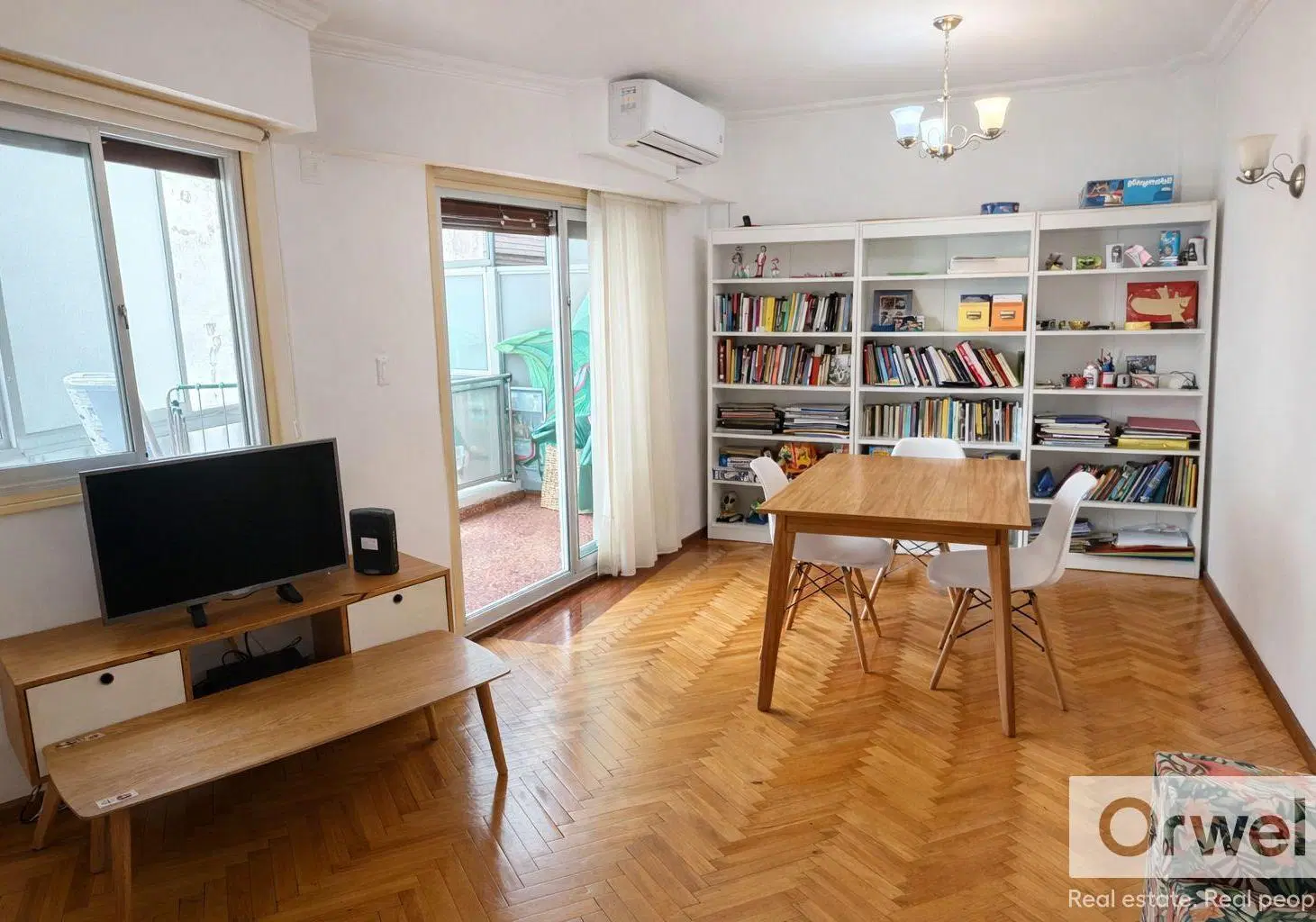 Departamento 3 ambientes con doble balcón en VENTA, Recoleta. 4