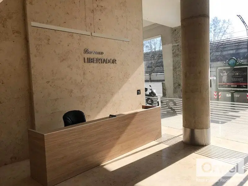 Bureaux Libertador! Excelente Oficina en Alquiler con terraza. 2