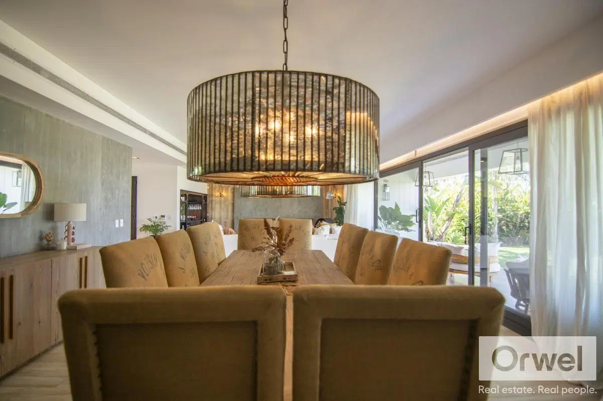 Casa en alquiler o venta en El Golf Nordelta.  Amoblada, Pileta y vistas al rio. 4