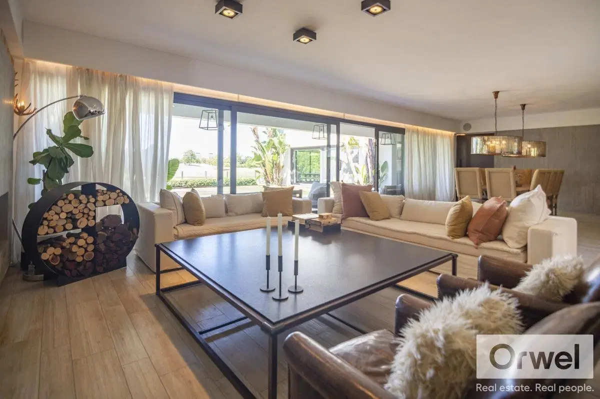Casa en alquiler o venta en El Golf Nordelta.  Amoblada, Pileta y vistas al rio. 5