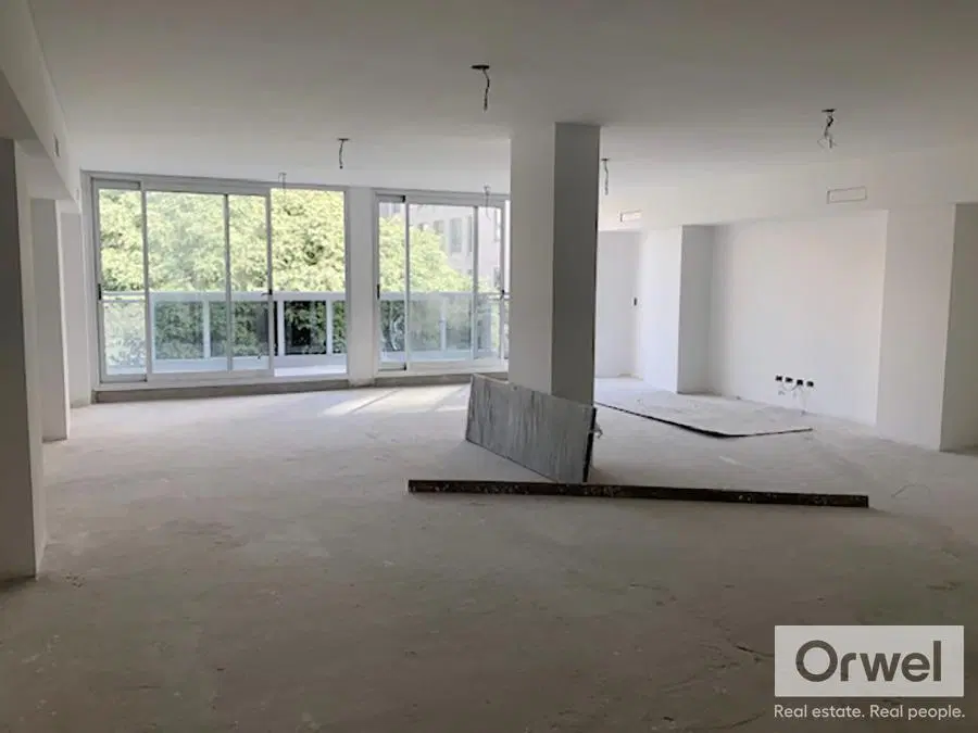 Oficina en Venta en Retiro 1