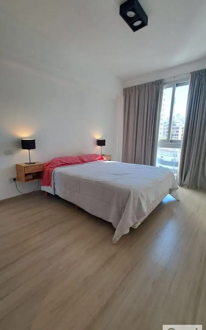 Departamento en Venta sobre Av Cabildo 4