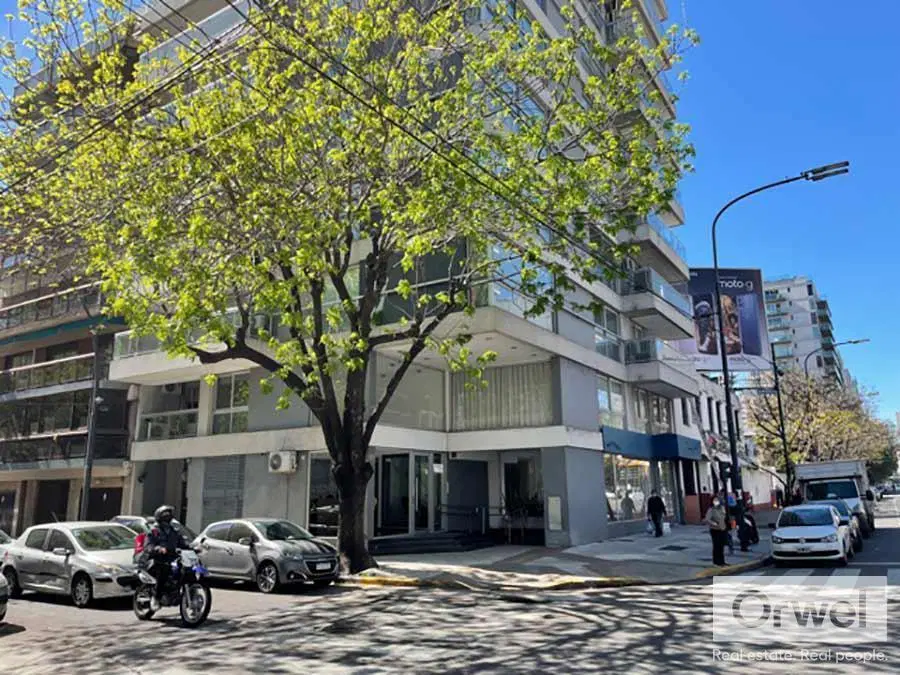 Departamento en Venta 3 dormitorios con dependencia. Amenities. Cochera. Seguridad por Totem 3