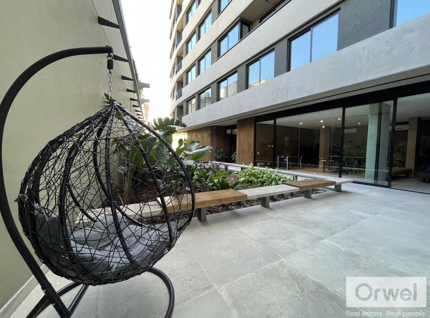 Departamento Monoambiente al frente en Venta. Full amenities.