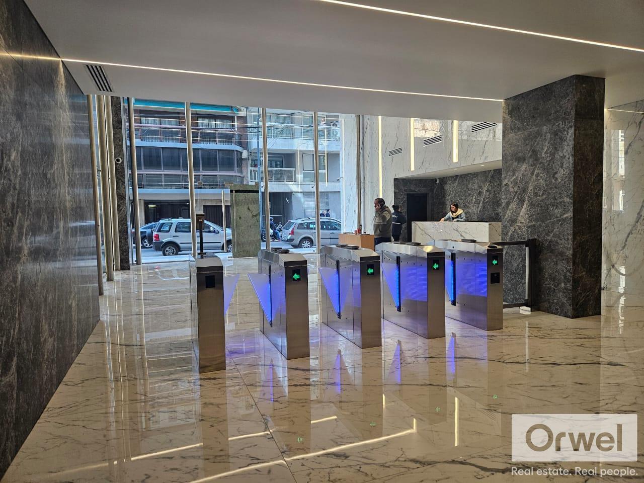 Oficina en Alquiler en DOME Business Plaza Lista para Ingresar!!