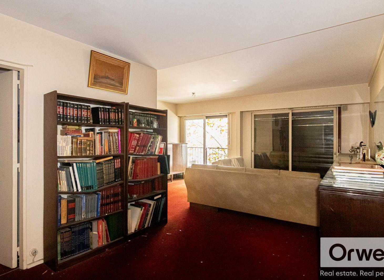 Venta Amplio 4 Ambientes C/ Escritorio Dependencia A Reciclar Balcon Recoleta