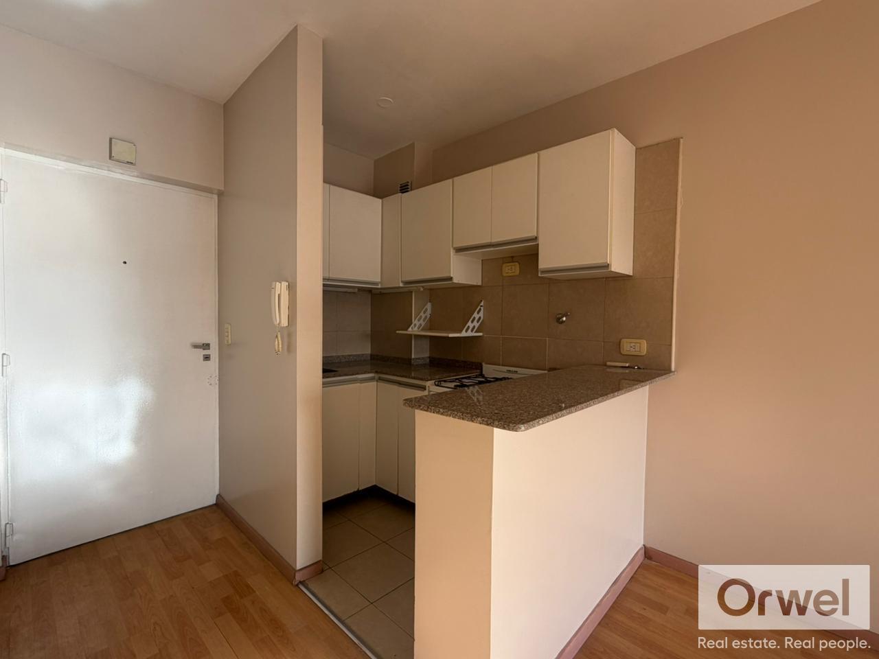 Foto de Venta 2 Ambientes Soleado Balcon Cochera Baulera Pileta, imagen 4