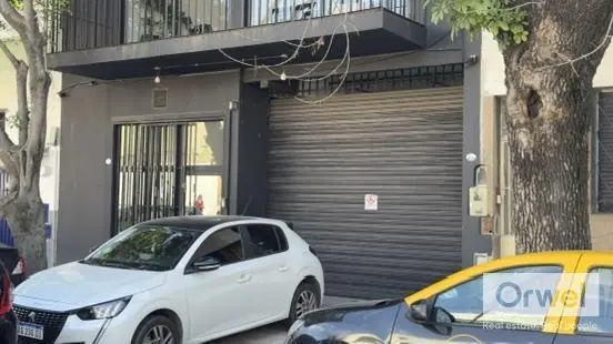 Impecable Edificio Comercial en VENTA Paternal 2