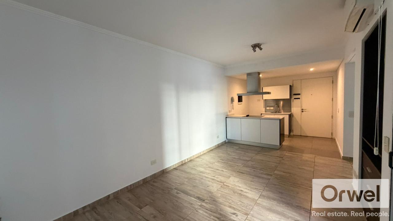 Foto de Departamento 2 Ambientes en Torre Deco con Suite, Toilette y Amenities, imagen 1