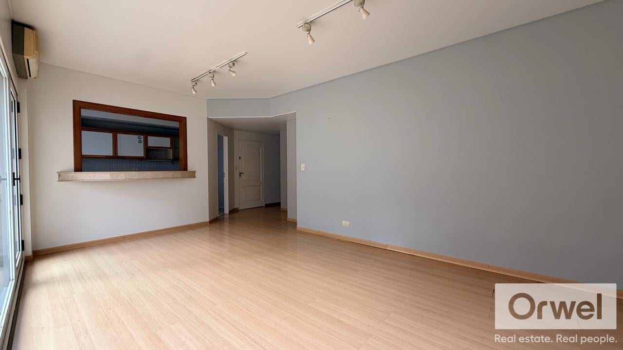 Foto de Departamento en Venta 3 ambientes con Cochera en la mejor zona de, imagen 2