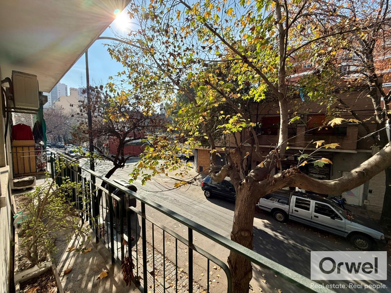Foto de Venta amplio 3 ambientes, Saavedra. 1° piso por escalera, imagen 5