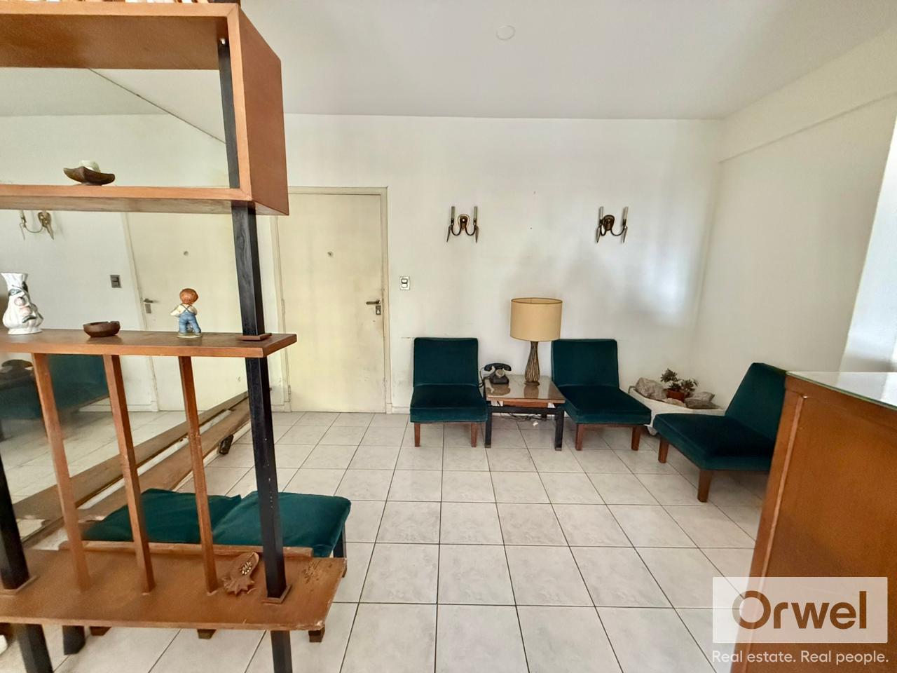 Foto de Venta amplio 3 ambientes, Saavedra. 1° piso por escalera, imagen 2