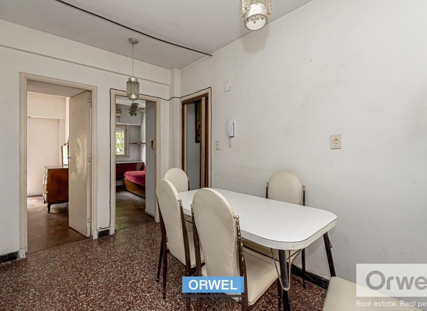 Foto de Venta amplio 3 ambientes, Saavedra. 1° piso por escalera, imagen 1