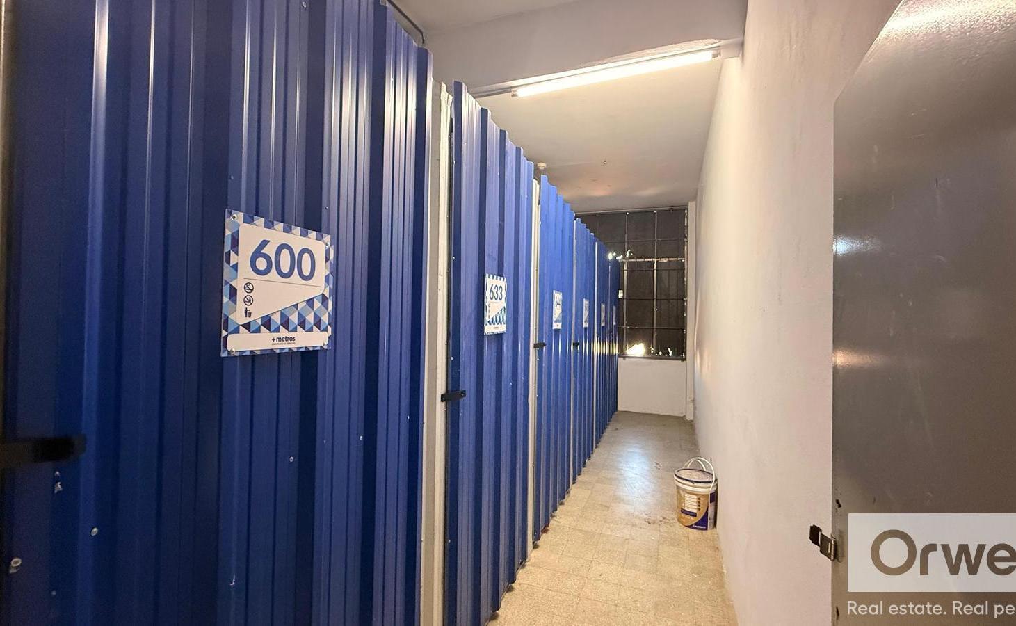 Foto de Depósito en Venta 3 Plantas con Montacargas. Almagro, imagen 2
