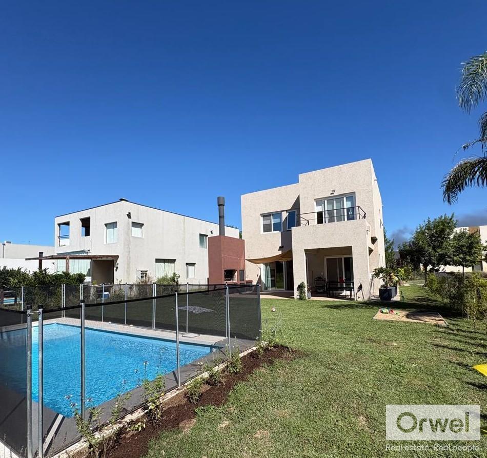 Foto de Casa con Pileta en Venta en Araucarias Puertos, imagen 2