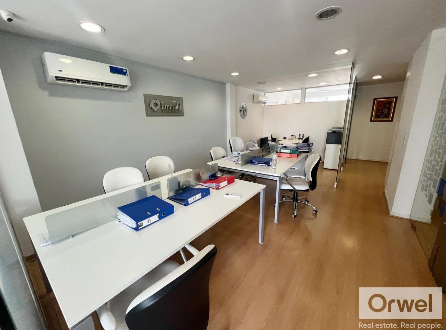 Foto de Excelente Oficina Oro y Cerviño - Super Luminosa - 2 Cocheras, imagen 5