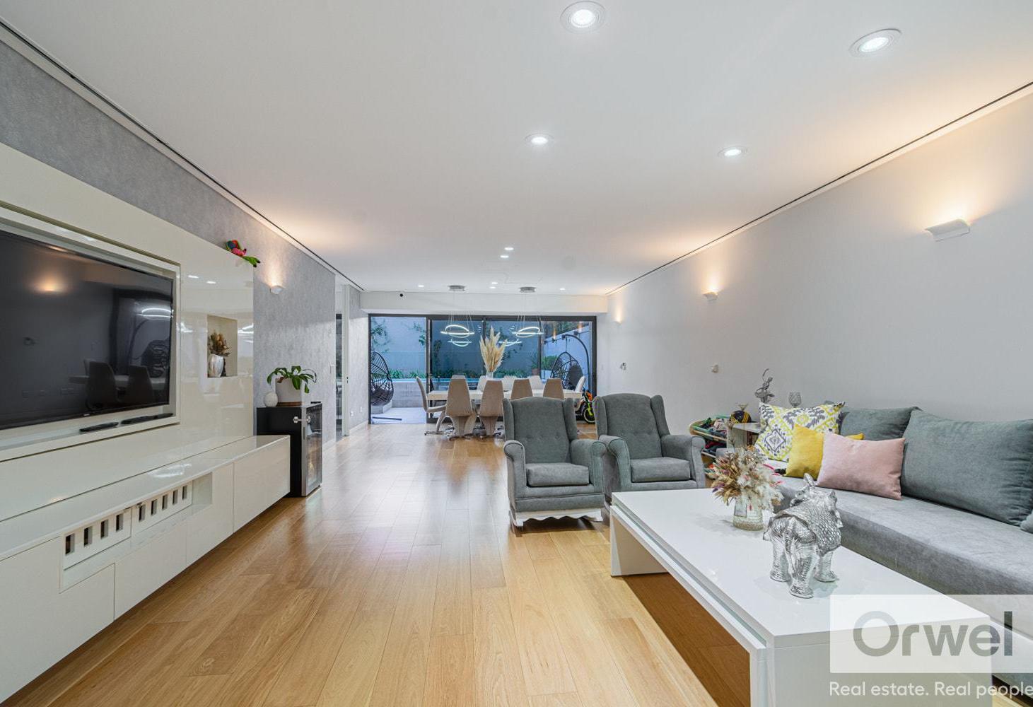 Foto de INCREIBLE! 3 DORMITORIOS Dep. Pileta y Terraza PRIVADA. Seg 24 hs, imagen 2