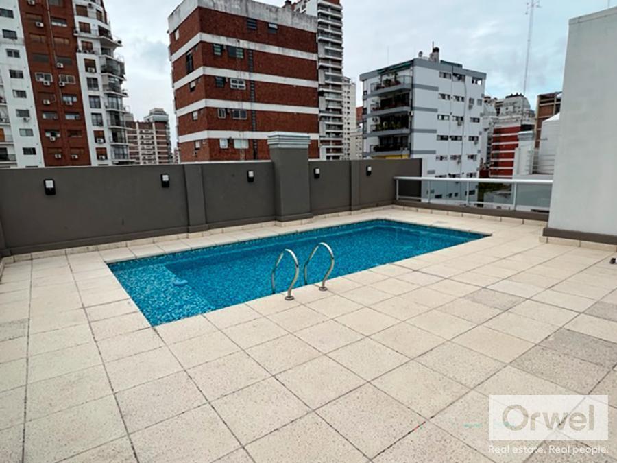 Foto de 3 Dormitorios - 2 cocheras - Luminoso - Pileta - Balcón con Parrilla, imagen 3
