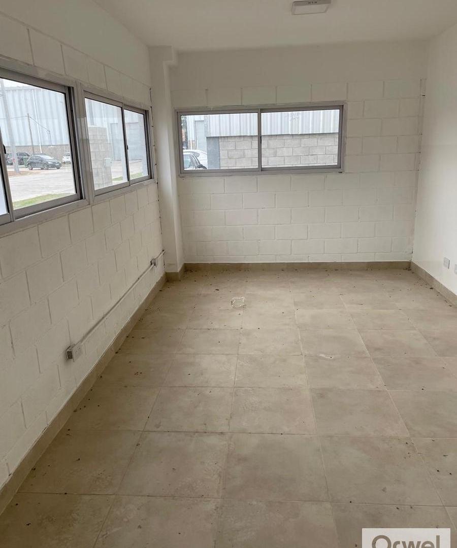 Foto de Depósito en Alquiler 1500 mts - Parque Industrial Polo Ayre, imagen 4