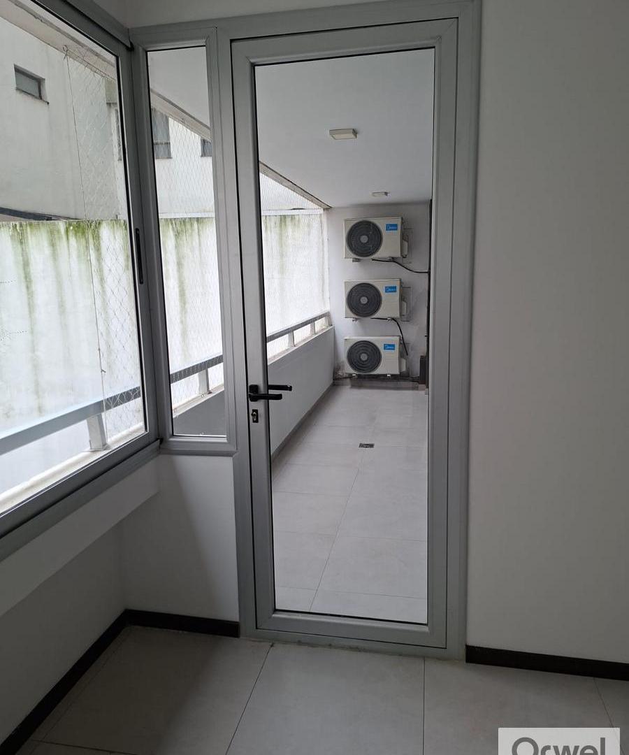 Foto de Departamento en VENTA en Villa Urquiza con cochera y baulera, imagen 3