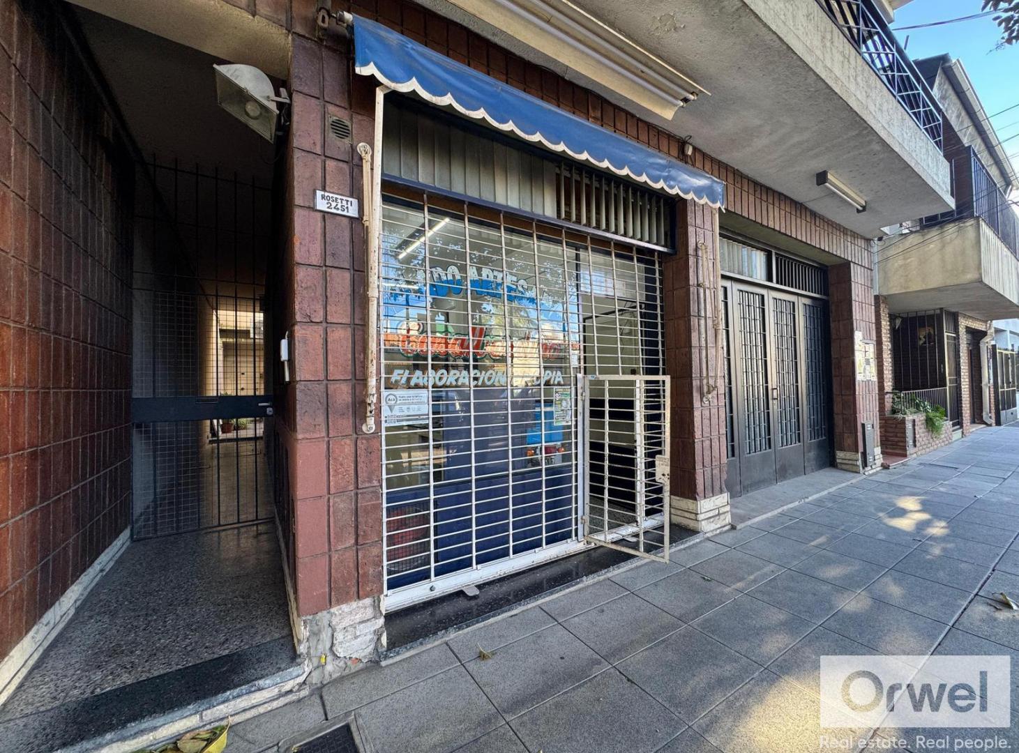 Foto de Local Comercial en Olivos – Excelente Ubicación y Gran Potencial, imagen 2