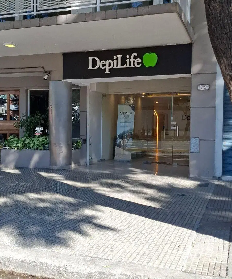 AVENIDA DEL LIBERTADOR Y MONROE 5 METROS DE VIDRIERA OPCION VENTA O ALQUILER 5