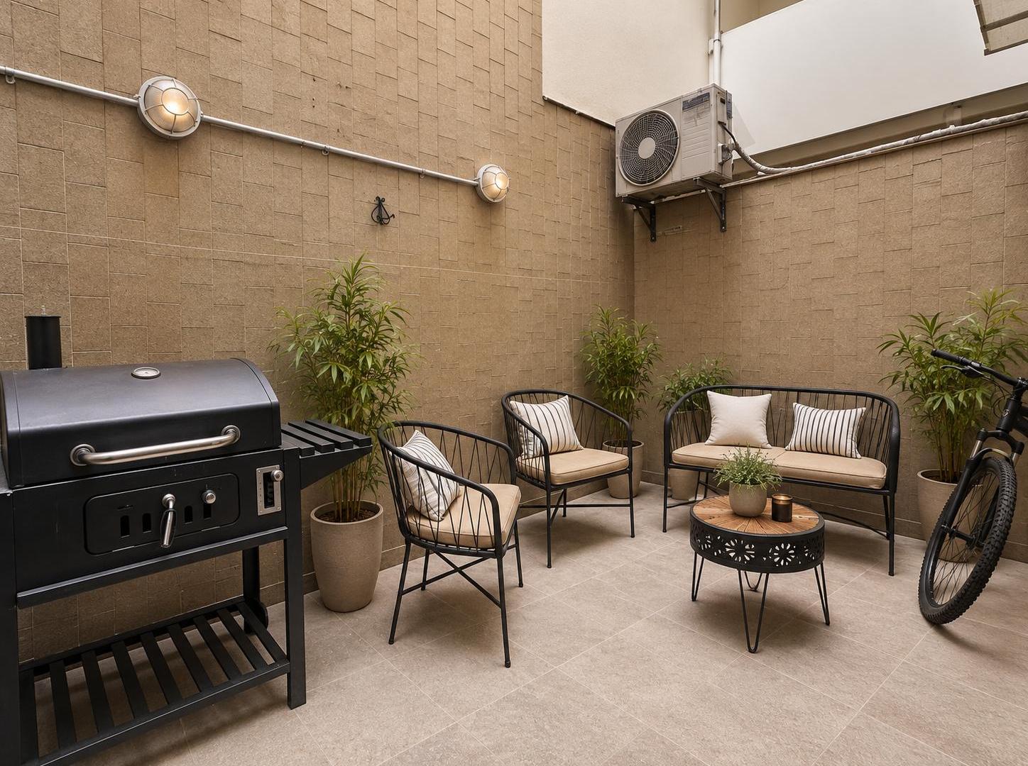 Foto de BELGRANO - VENTA DOS AMBIENTES CON PATIO - ECHEVERRIA Y CABILDO, imagen 1