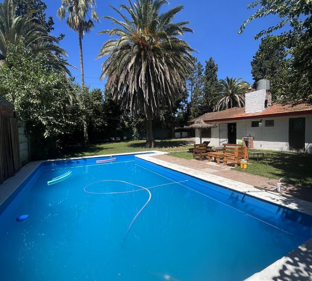 CASA 4 AMBINTES CON JARDIN Y PILETA - PILAR