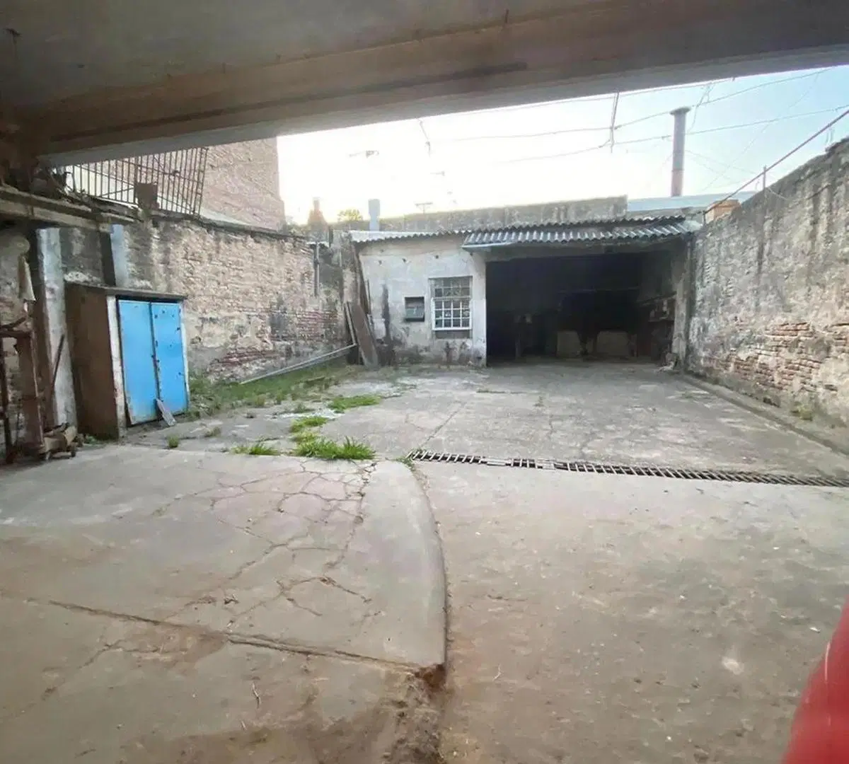 Casa y local en Villa Martelli 4