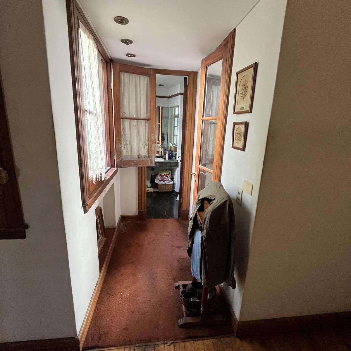 Casa con Cochera, Gran Terraza y Sotano en Zona Exclusiva de Belgrano R 1