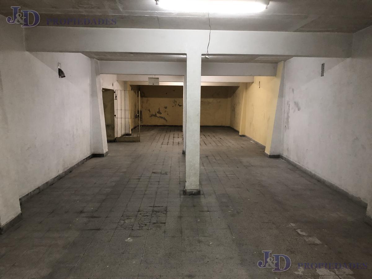 Foto de GRAN OPORTUNIDAD! IMPONENTE EDIFICIO EN MONSERRAT, imagen 5