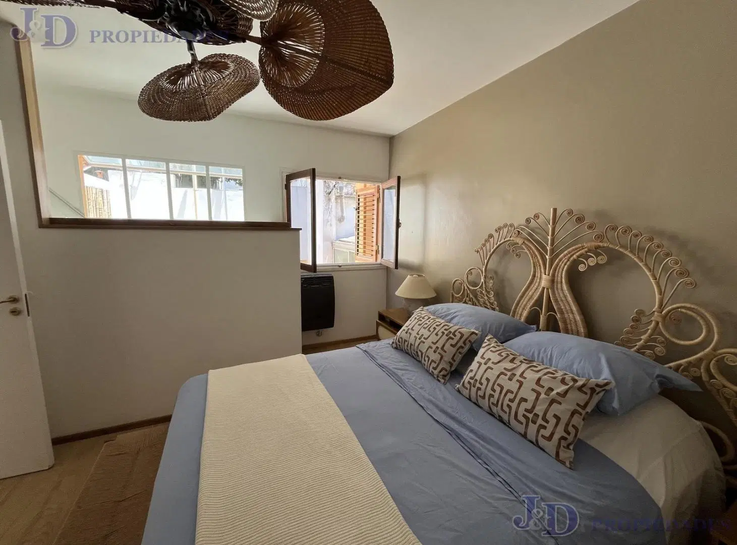 IMPECABLE Y RELUCIENTE PH DE 3 AMBIENTES EN PALERMO 4