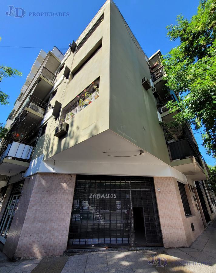 Foto de EXCELENTE LOCAL EN ESQUINA EN BALVANERA, imagen 2