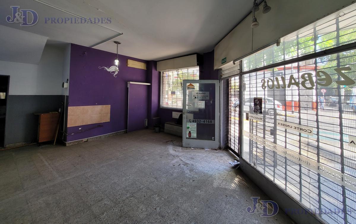 Foto de EXCELENTE LOCAL EN ESQUINA EN BALVANERA, imagen 5