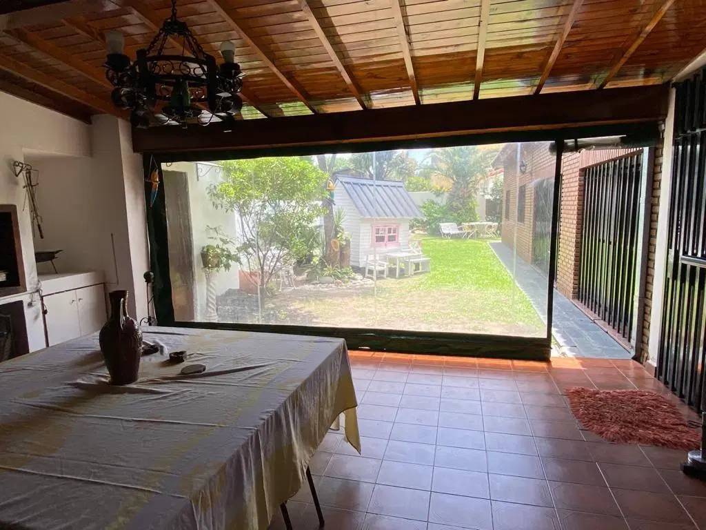VENTA Casa 5 Ambientes - Ideal Inversion- locales inversion-Circ 1°  Ciudad Evita 5