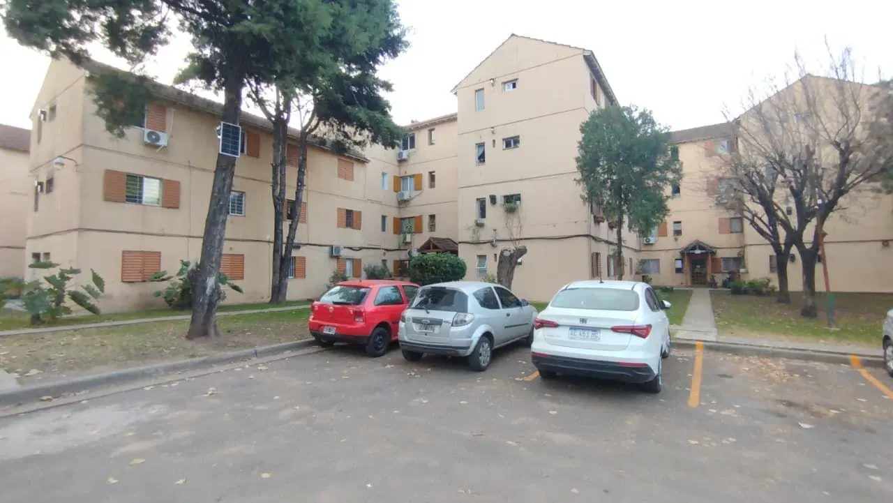Alquiler Departamento Planta Baja villa Rossi Ciudad Evita 3