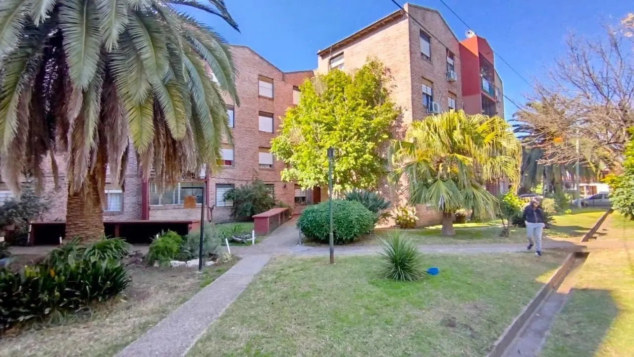 VENTA DEPARTAMENTO 4 AMBIENTES B° ISABEL LA CATOLICA 2