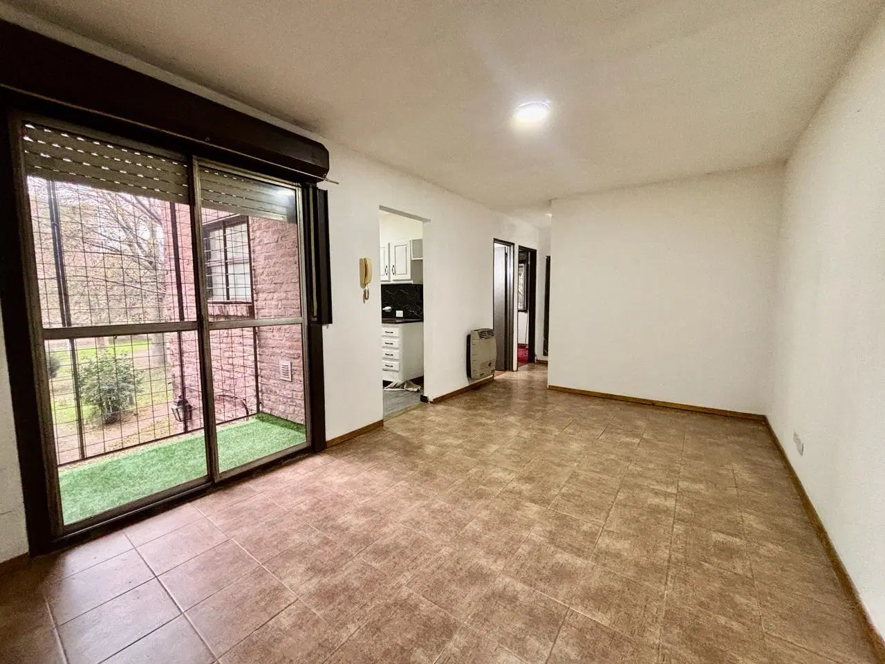 Alquiler departamento 2 ambientes B° Isabel la Catolica Edificio 19 Ciudad Evita 5