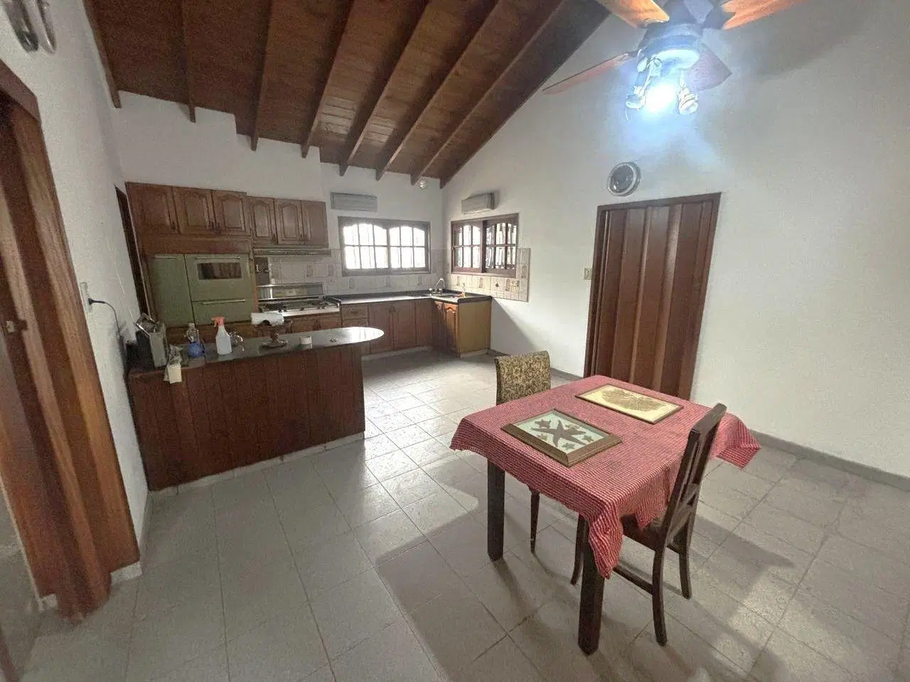 Venta Chalet en esquina Circunscripcion 3° Ciudad Evita 5