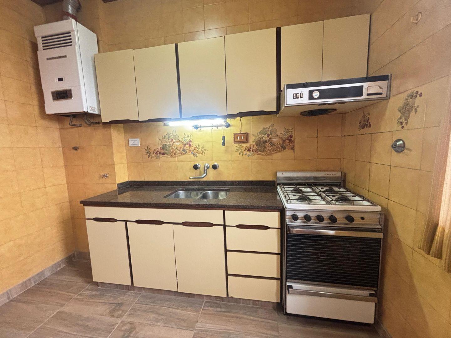 Foto de Venta departamento 3 ambientes Barrio Gral paz, Villa Celina, imagen 5