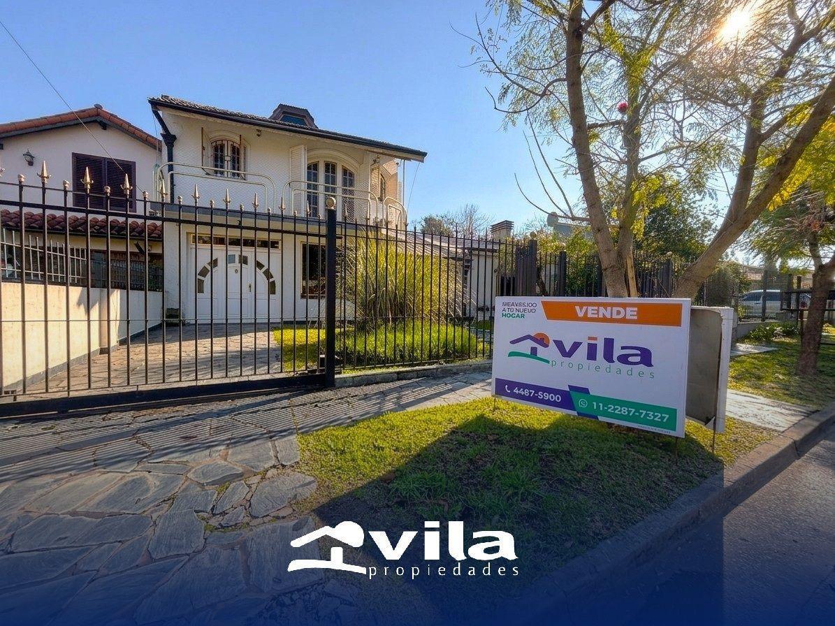 Foto de VENTA Excelente propiedad 5 ambientes en zona residencial piscina, imagen 1