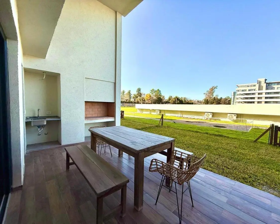 Departamento en alquiler 3 ambientes con jardín en VIVANT TORTUGAS 3