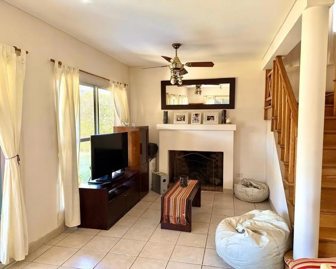 CASA EN VENTA EL MOLINO SOBRE LOTE CENTRAL 8