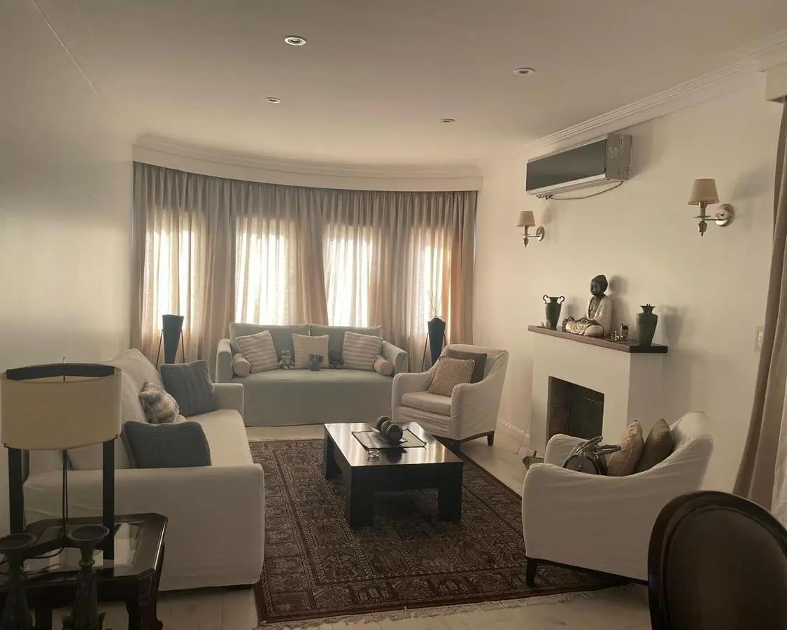 Casa impecable en Abril Club de Campo 4