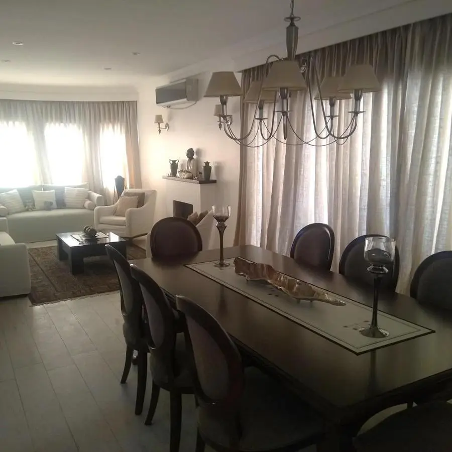 Casa impecable en Abril Club de Campo 5