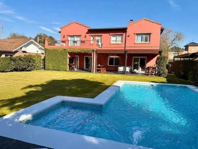 Casa en Venta BC " La Rinconada " lote central IMPECABLE 1