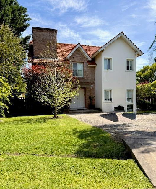 CASA en VENTA BC ."EL MOLINO " 3 dorm ,dep