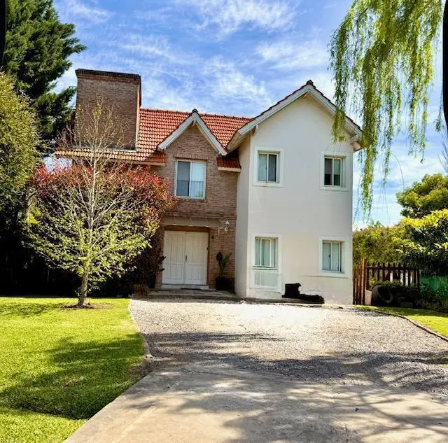 CASA en VENTA BC ."EL MOLINO " 3 dorm ,dep 1