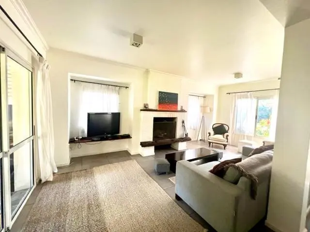 Casa a la venta lote central en BC" Los Fresnos " 5