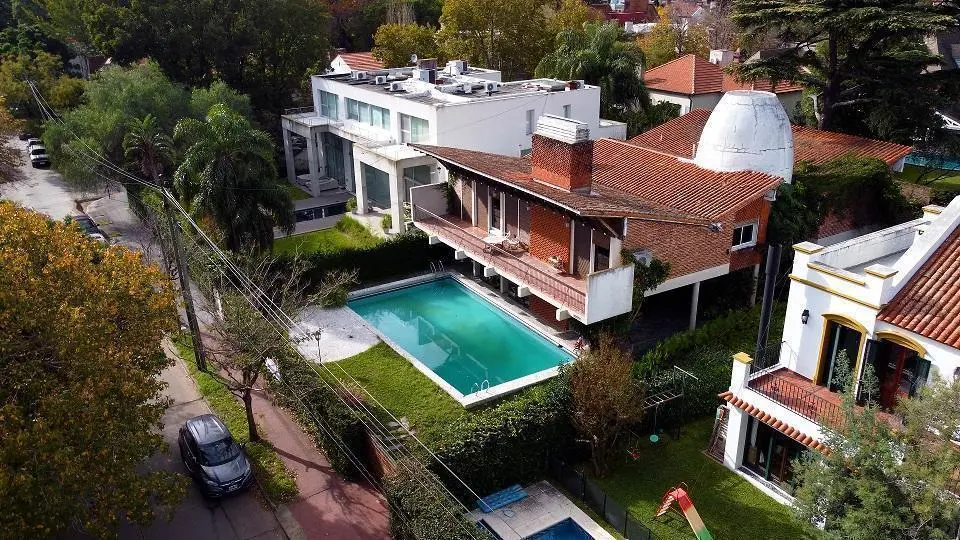 Chalet en venta sobre calle Perú en Acassuso 5